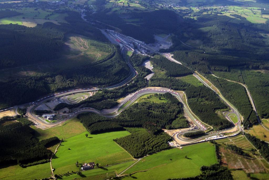Hotel Francorchamps Pitlane Lodge Eksteriør billede